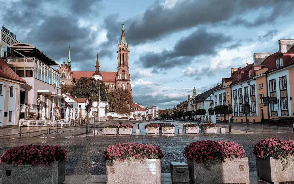 Mieszkania w Białymstoku można kupić już za około 4800 tys. za metr kwadratowy, co jest dobrą ofertą. Źródło: jaktodaleko.pl