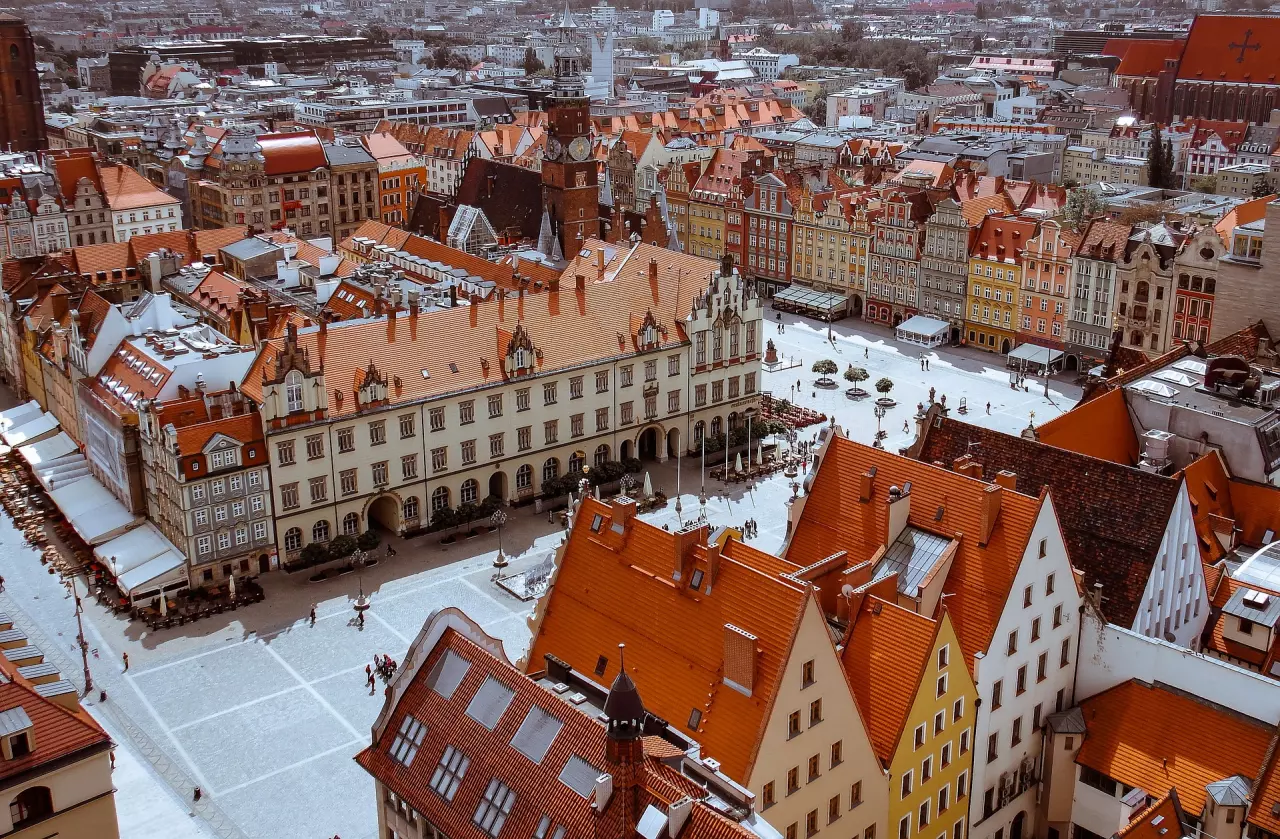 Inspektor budowlany do odbioru mieszkania Wrocław. Ile kosztują usługi inspektora budowlanego we Wrocławiu?