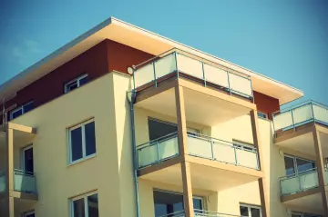 Potrzebujesz operatu szacunkowego dla nieruchomości w Cieszynie? Dowiedz się, kto go sporządza, w jakich sytuacjach oraz ile kosztuje. 