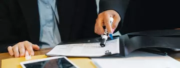Dowiedz się, jaką rolę odgrywa rzeczoznawca majątkowy przy operacie szacunkowym dla VeloBanku oraz jakie wiążą się z tym koszty i formalności.