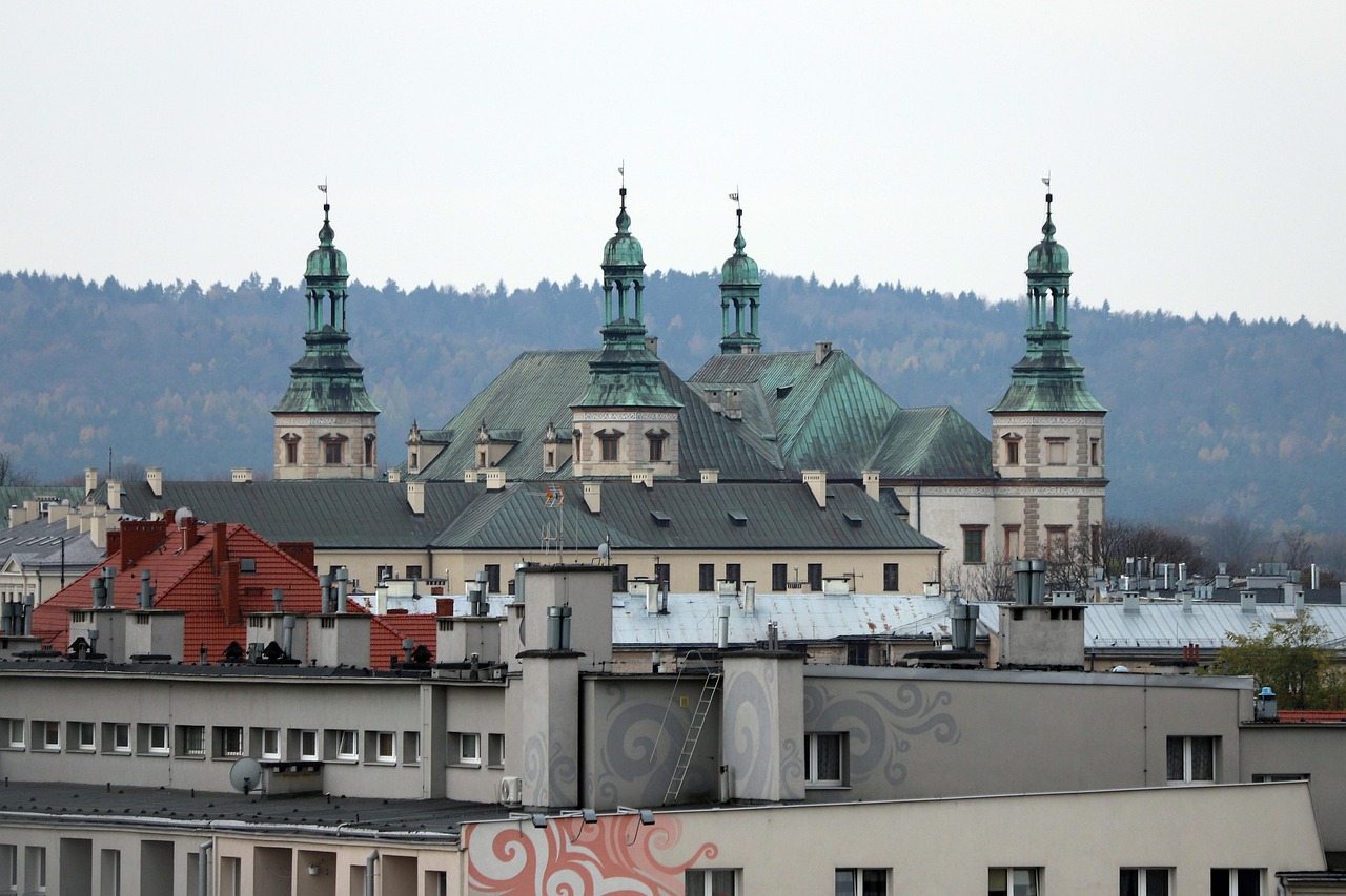 <p>Przygotowaliśmy kompleksowy ranking firm oferujących operaty szacunkowe w Kielcach, które ocenialiśmy według różnych kategorii. Zapraszamy do lektury. </p>